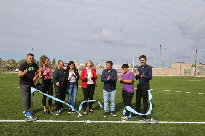 San Lorenzo Sur ya tiene una nueva cancha de fútbol 11