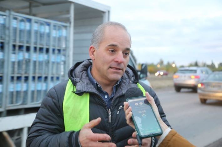 Operativo nocturno en Neuquén: 82 vehículos retenidos y multas récord por uso de celular