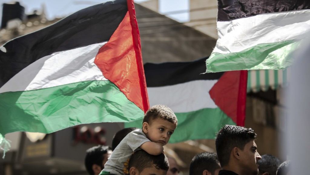 Denuncian que Israel tiene detenidos a casi 800 palestinos sin cargos ni juicios