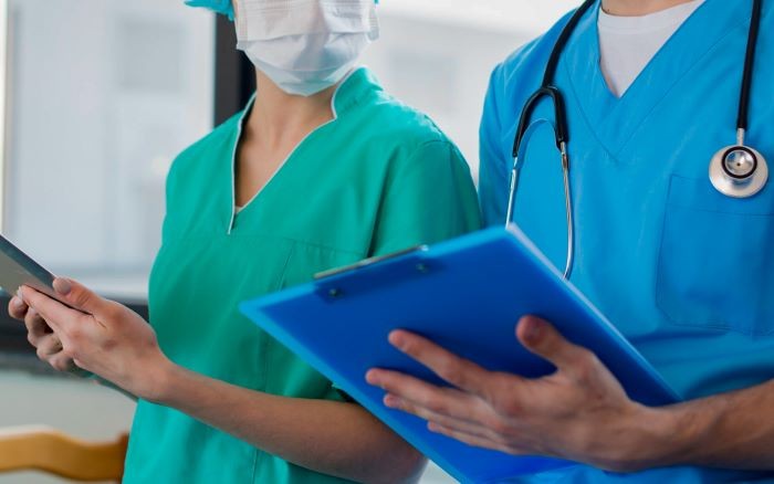 Zapala Contrata: Oportunidad para Enfermeros/as Certificados